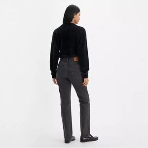 Levi’s 724 Highrise Slim Straight Women’s Jeans